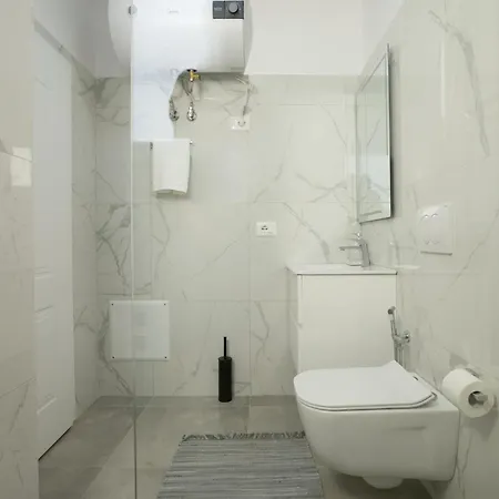 Apartamento Dai -near Tirana